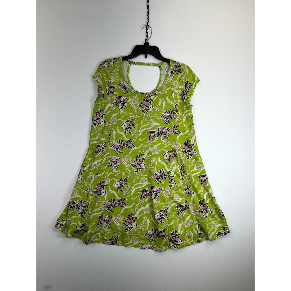 Crown & Ivy Blouse Women’s Medium Yellow Fish Pattern Short Sleeve Cotton Blend